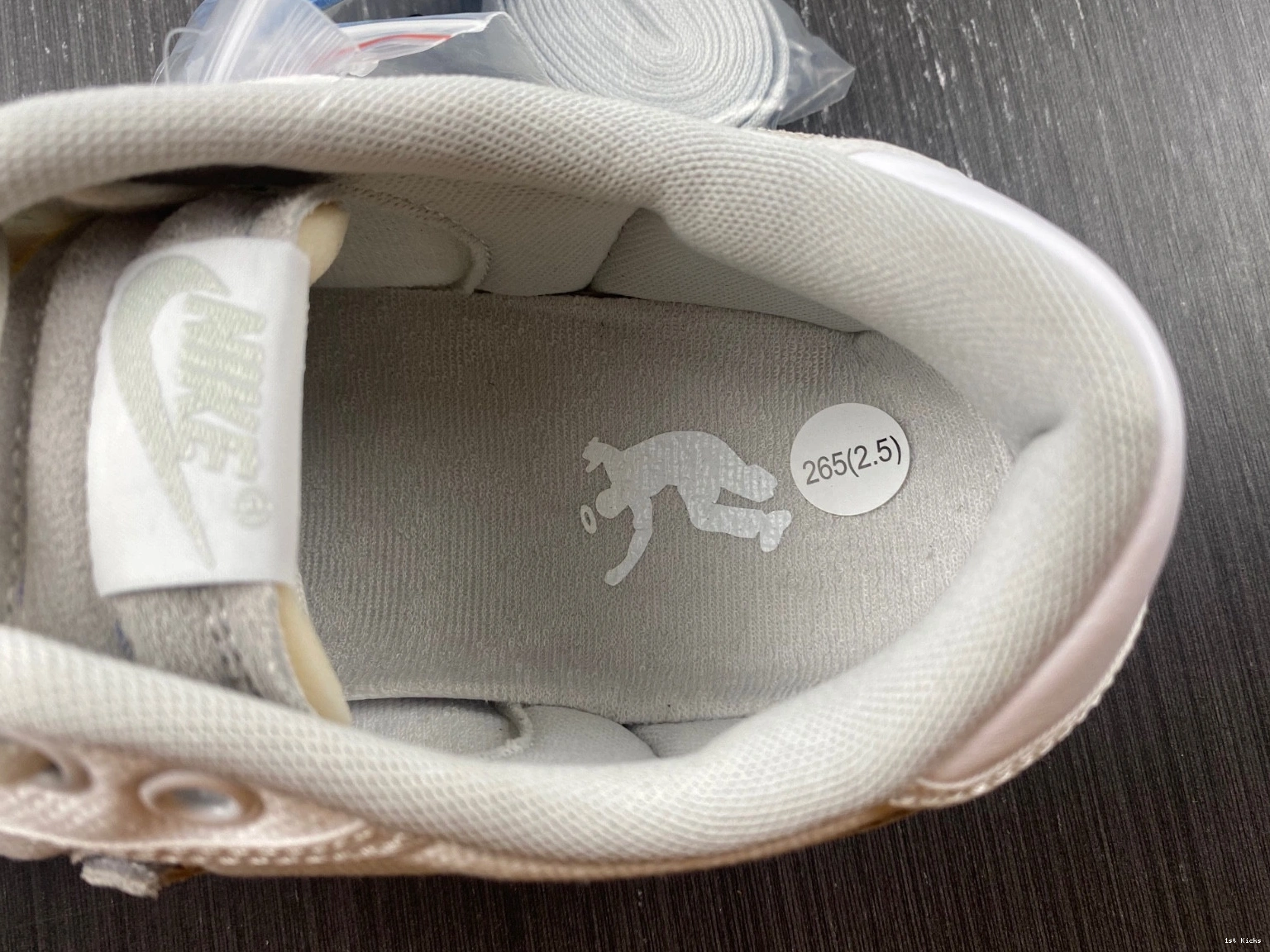 DO8912-101 Jordan Low SP AJKO  1 Retro White Canvas Union 1022